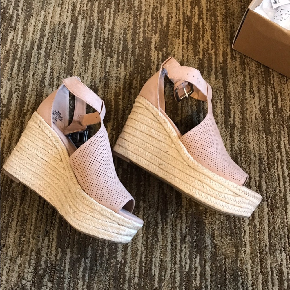 Wedges - Picture 2 of 7